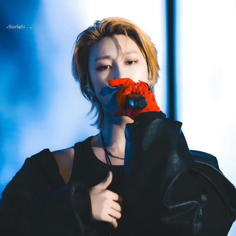 Behind-the-scenes cut of The 8 (SEVENTEEN)