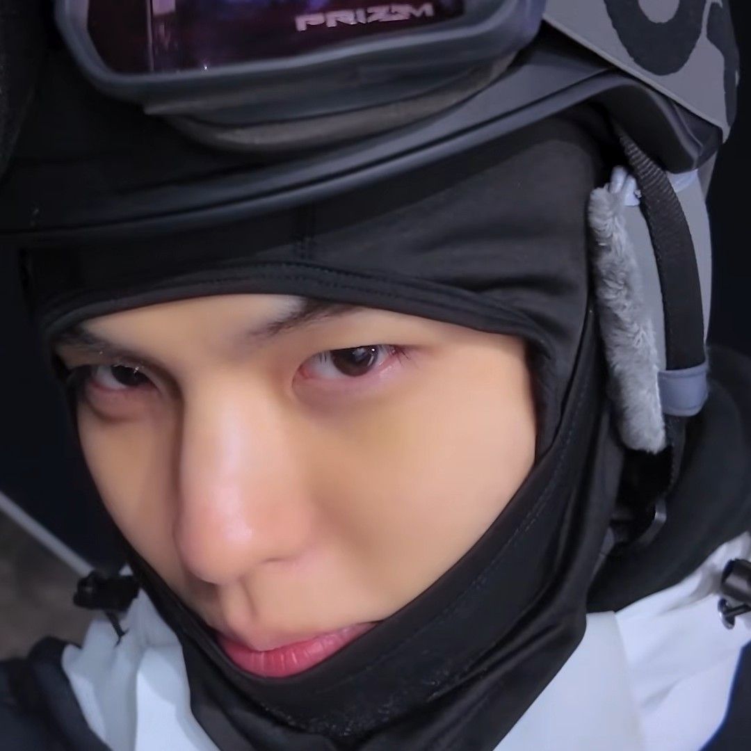 Recent activity shot of BX (CIX)