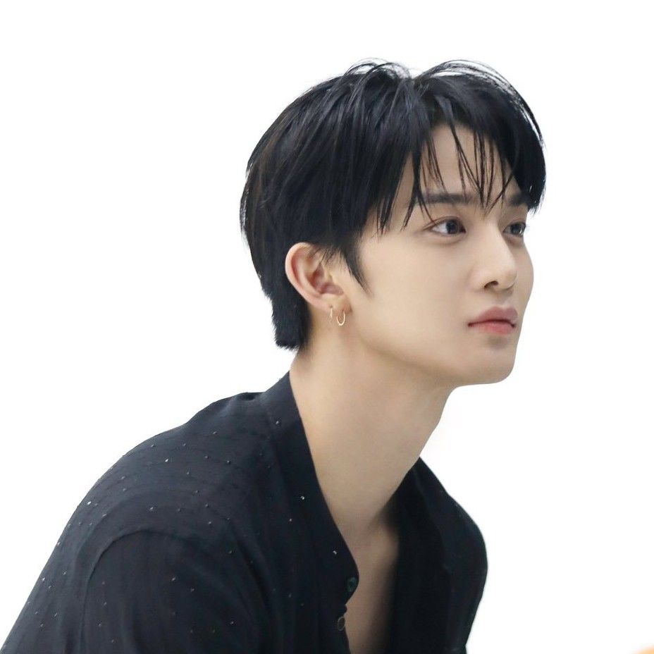 Latest photo of Bae Jinyoung