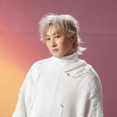 Recent activity shot of Eunhyuk (Super Junior)