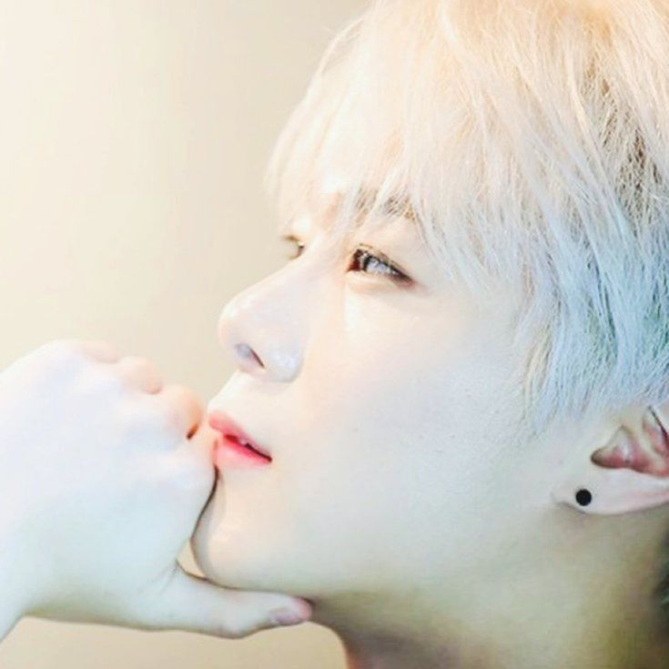 Behind-the-scenes cut of Moonbin (ASTRO)