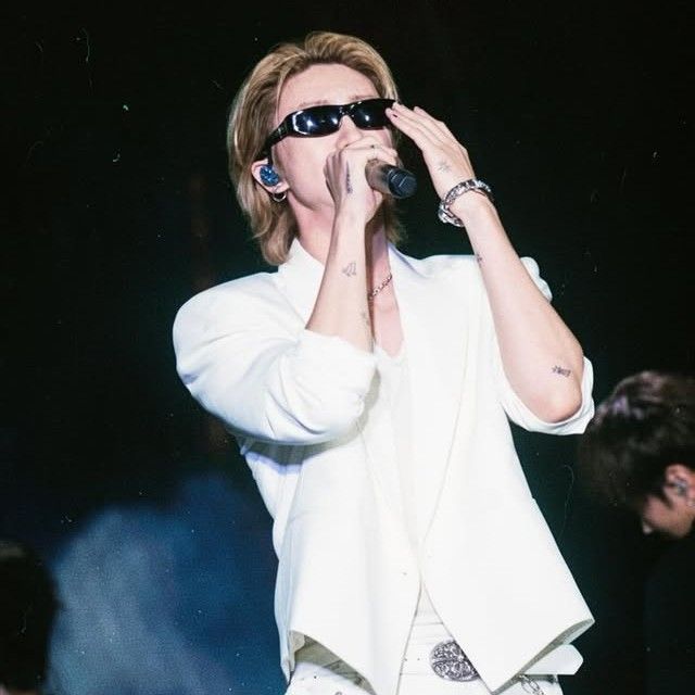 A moment captured by SEVENTEEN's fan