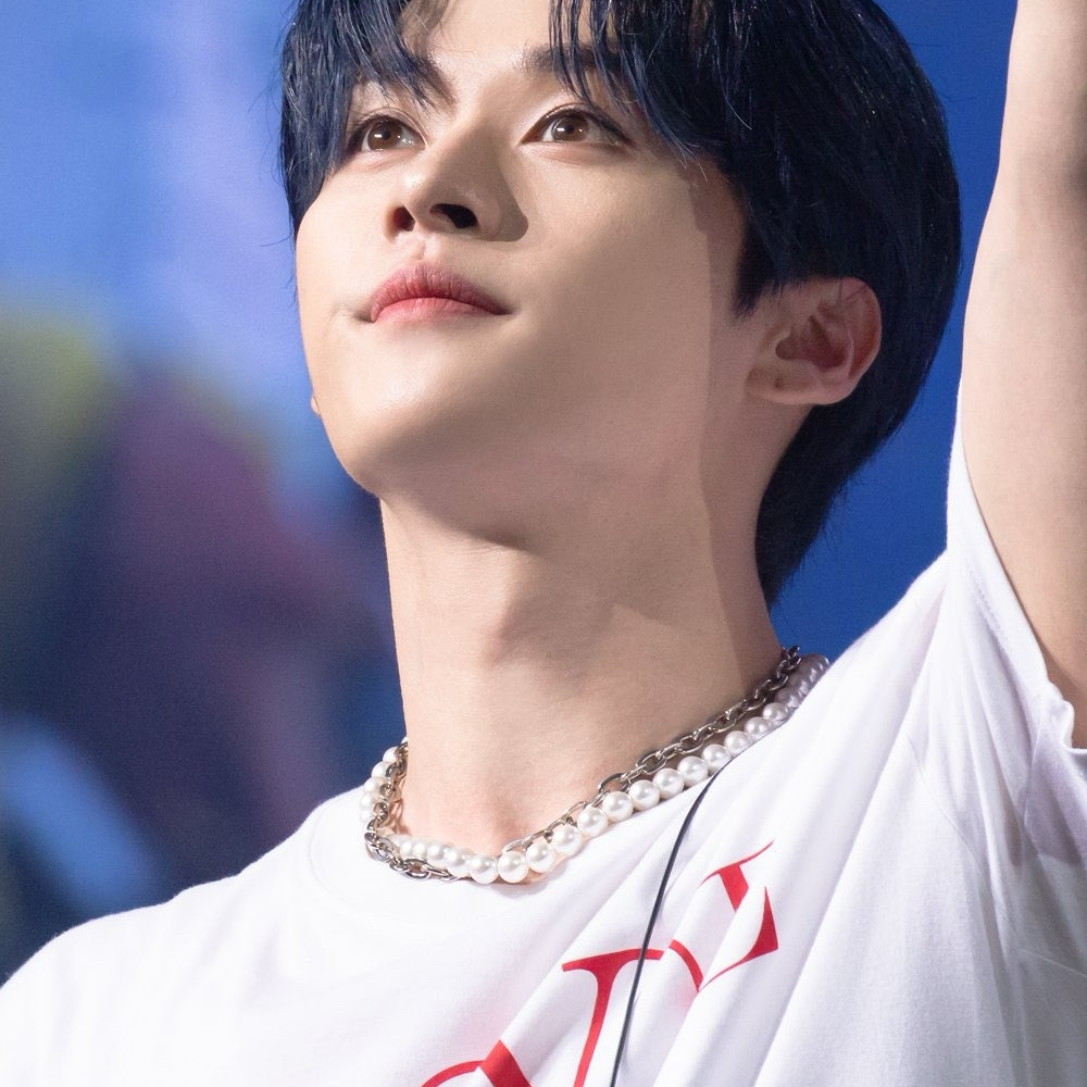 Recent activity shot of Lee Know (Stray Kids)