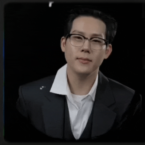 A moment captured by Joohoney (MONSTA X)'s fan