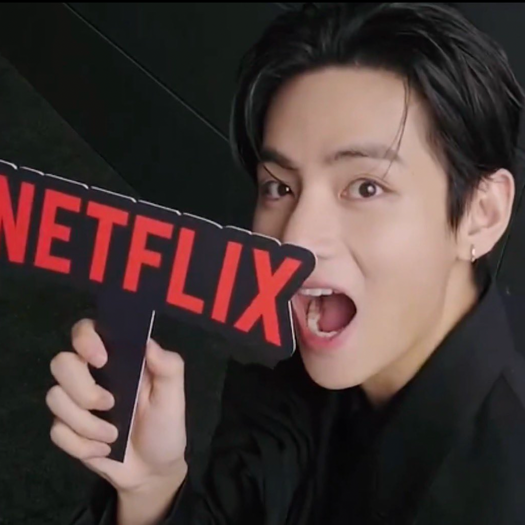 뷔 (방탄소년단)의 최신 사진