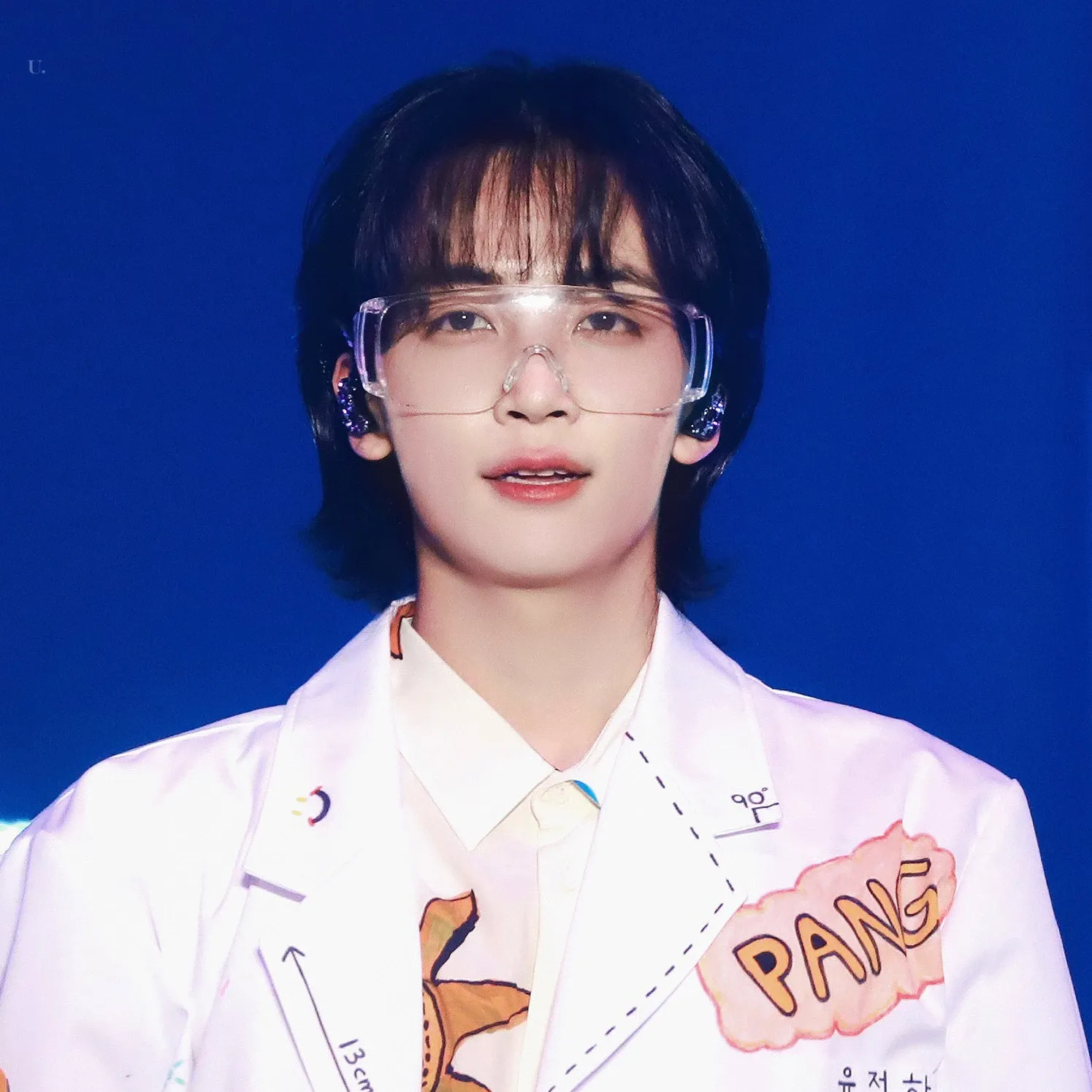 A moment captured by Jeonghan (SEVENTEEN)'s fan
