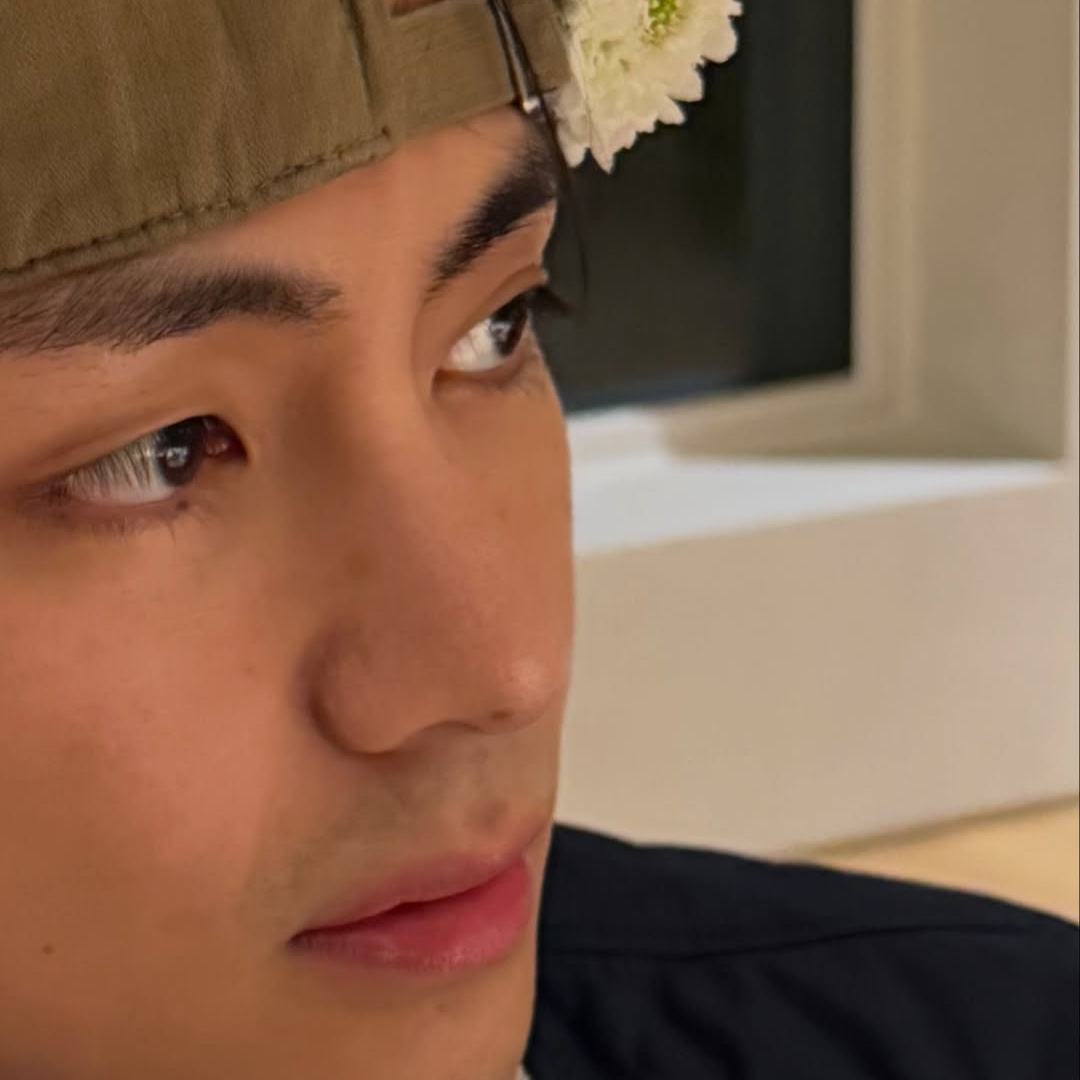 뷔 (방탄소년단) 최근 활동샷