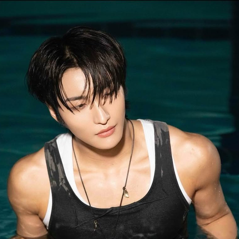 ATEEZ的最新照片