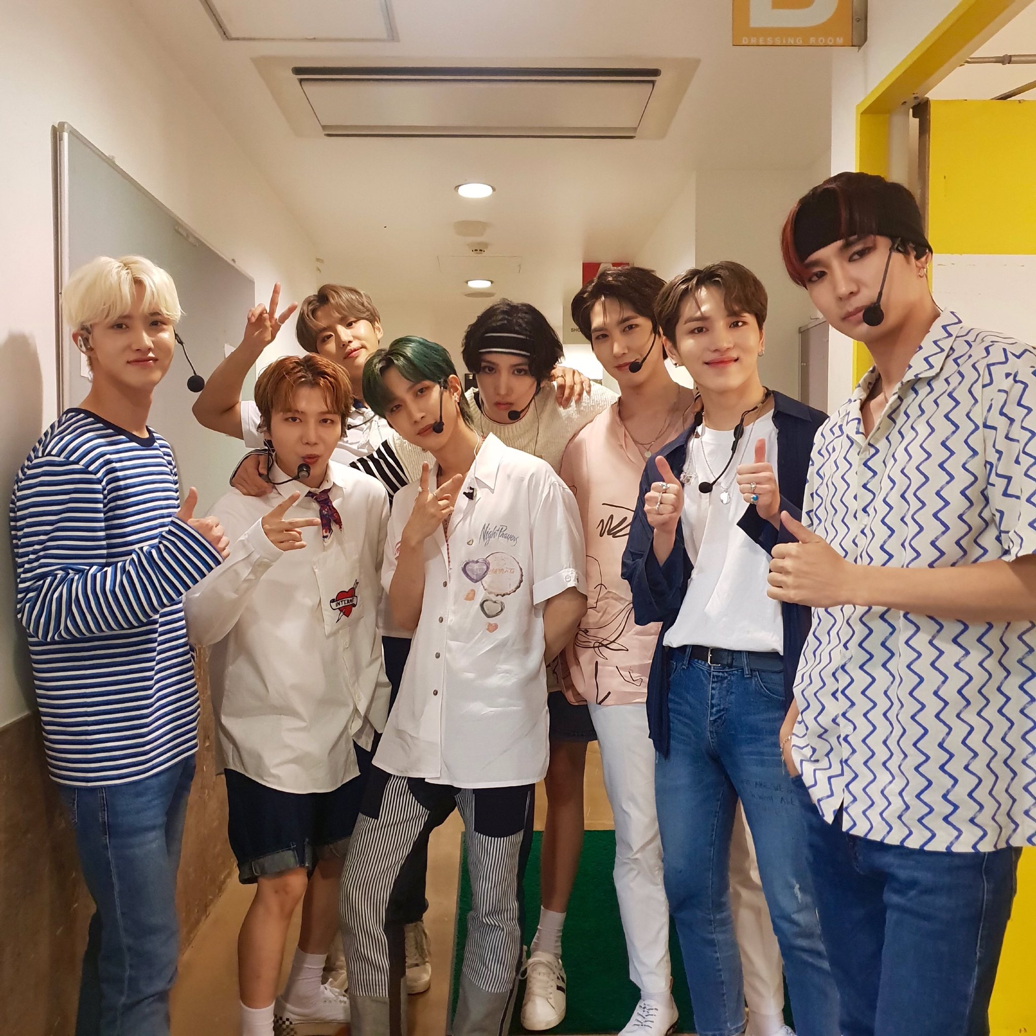 A moment captured by PENTAGON's fan