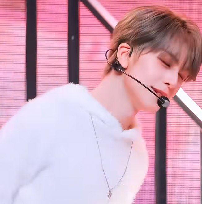 今日一番ホットなK-POPコミュニティフィード