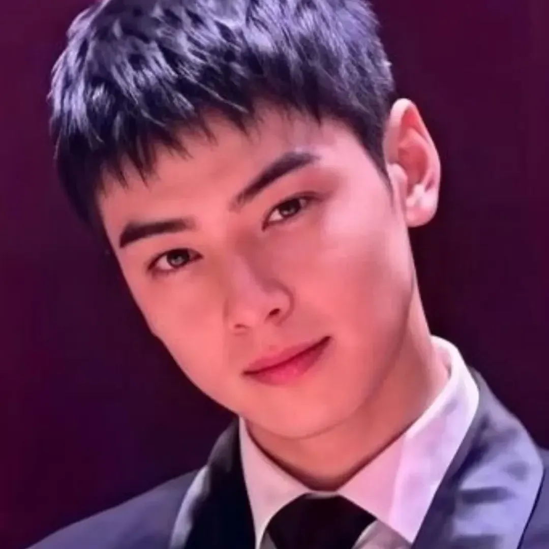 A moment captured by Eunwoo (ASTRO)'s fan
