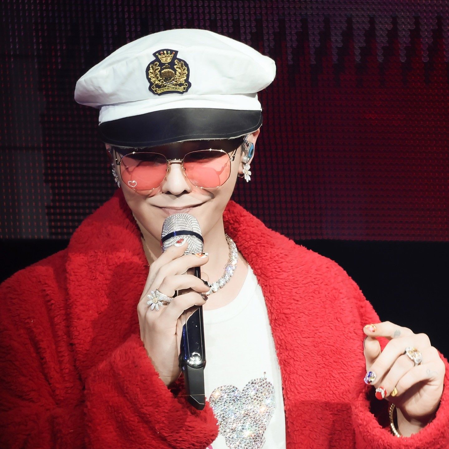 Latest photo of G-DRAGON (BIGBANG)