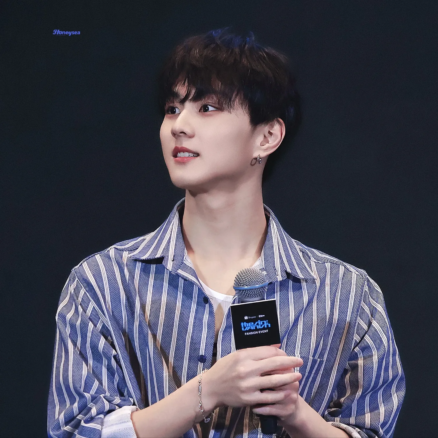 A moment captured by Jungwon (ENHYPEN)'s fan