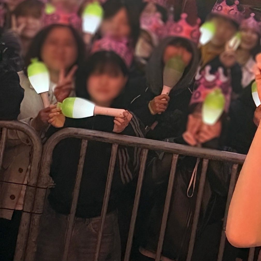 A moment captured by Hwasa (MAMAMOO)'s fan