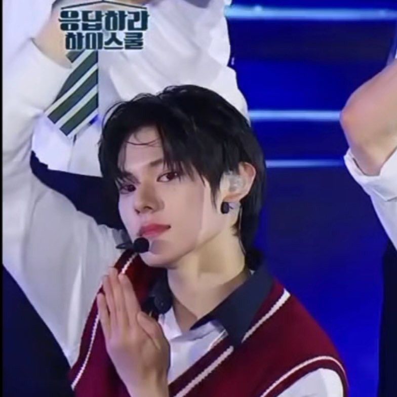 A moment captured by Nicholas (SMTR25)'s fan