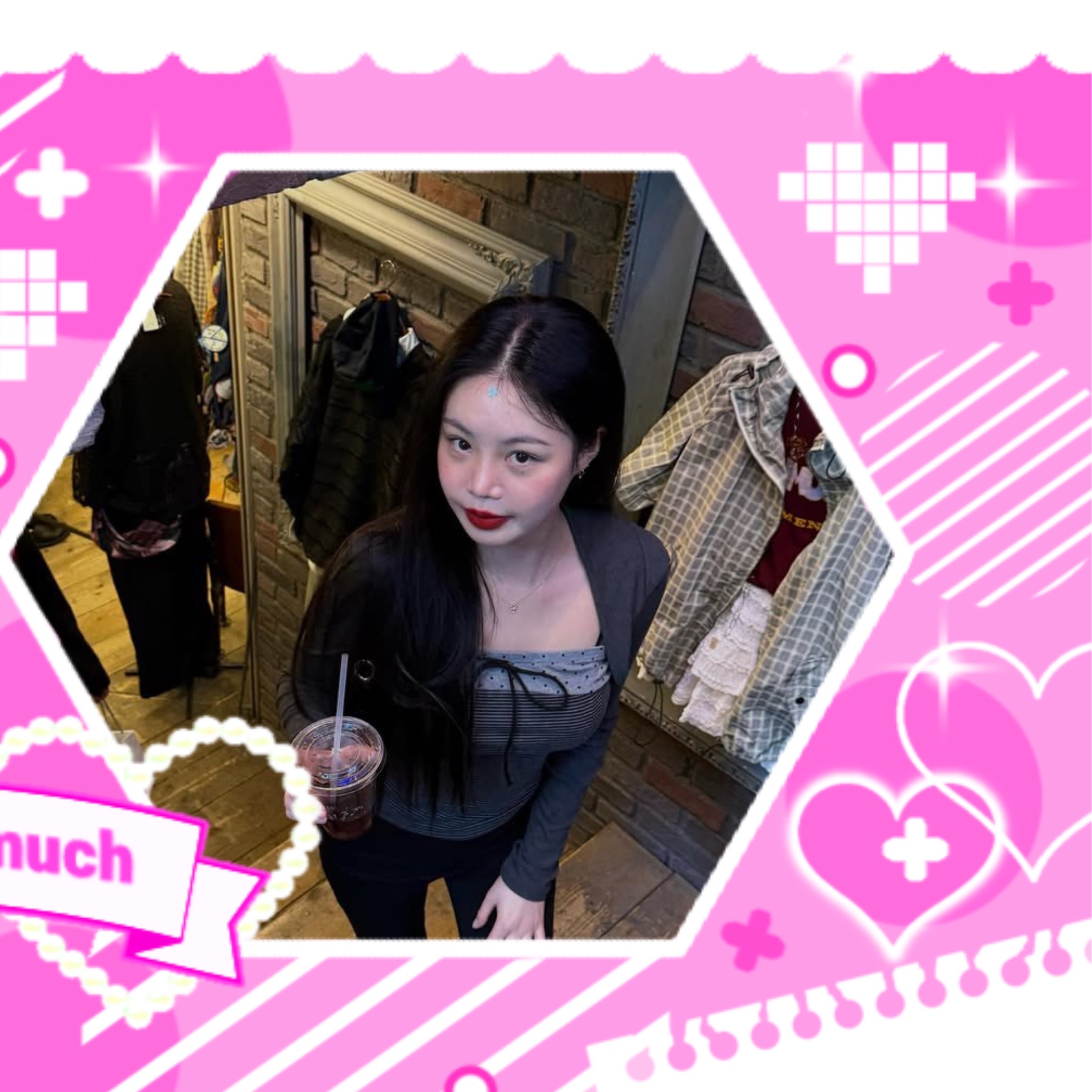 A moment captured by Soojin's fan