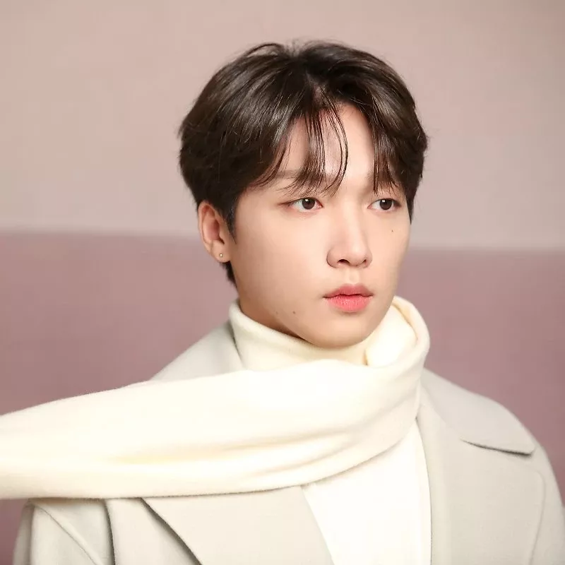 Latest photo of Jeong Sewoon