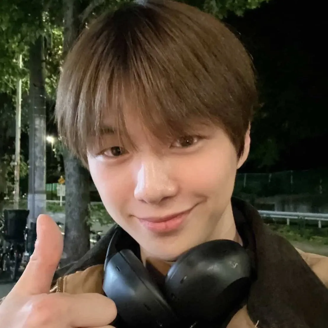 강다니엘 최근 활동샷