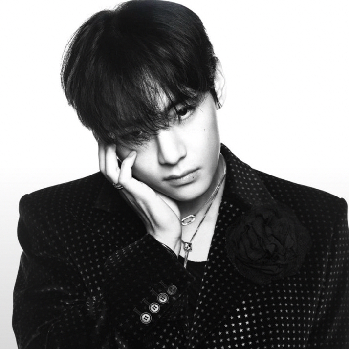 V (BTS)の最近の活動写真