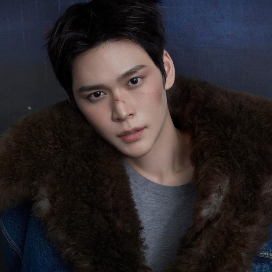 Foto aktivitas terbaru Eunseok (RIIZE)