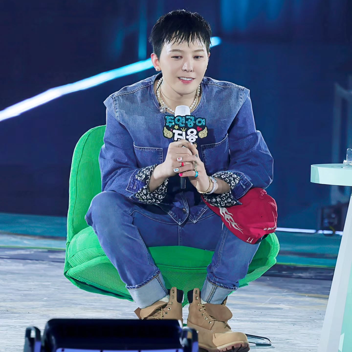 Behind-the-scenes cut of G-DRAGON (BIGBANG)