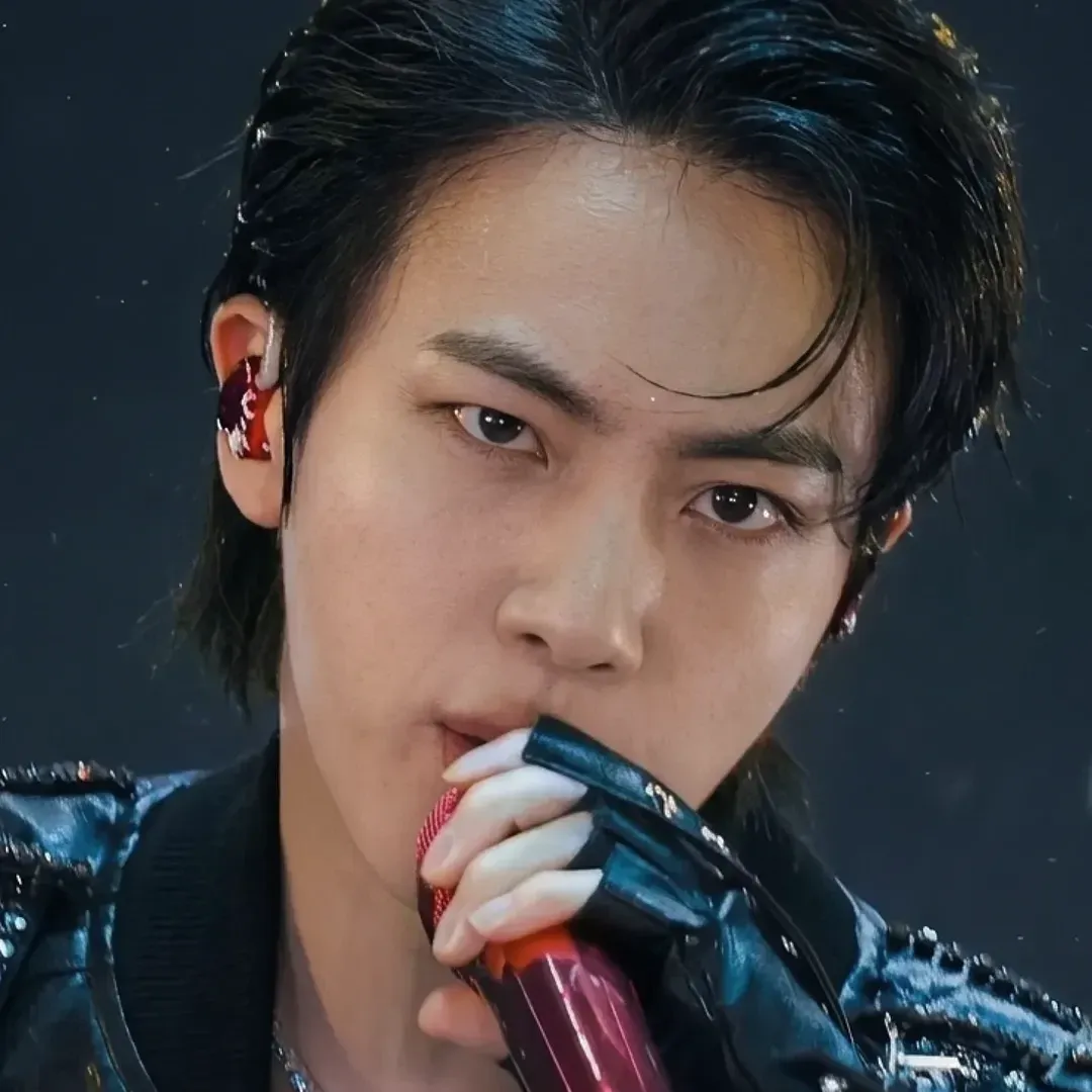 Foto terbaru Jin (BTS)