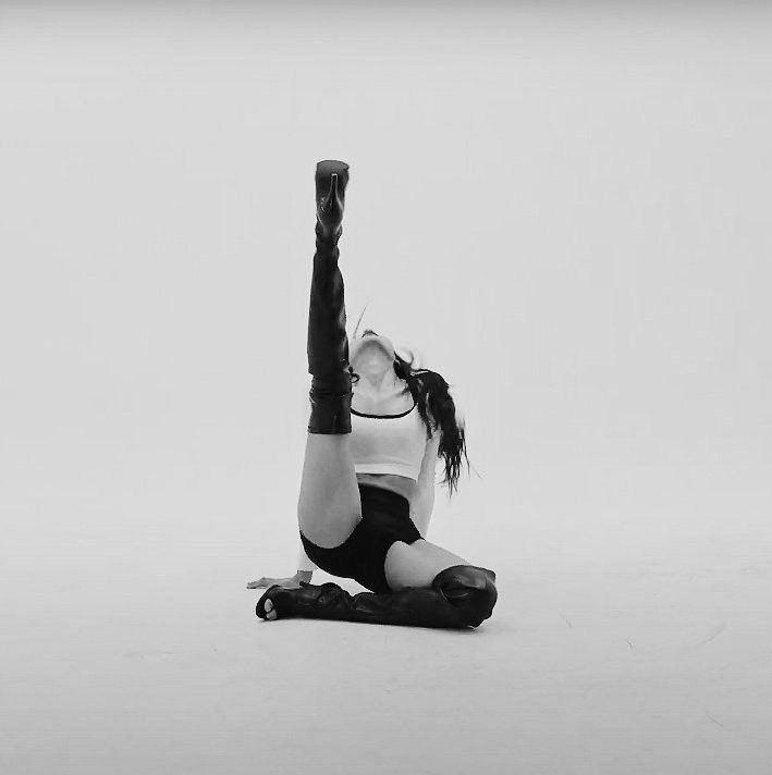 Foto aktivitas terbaru Lisa (BLACKPINK)