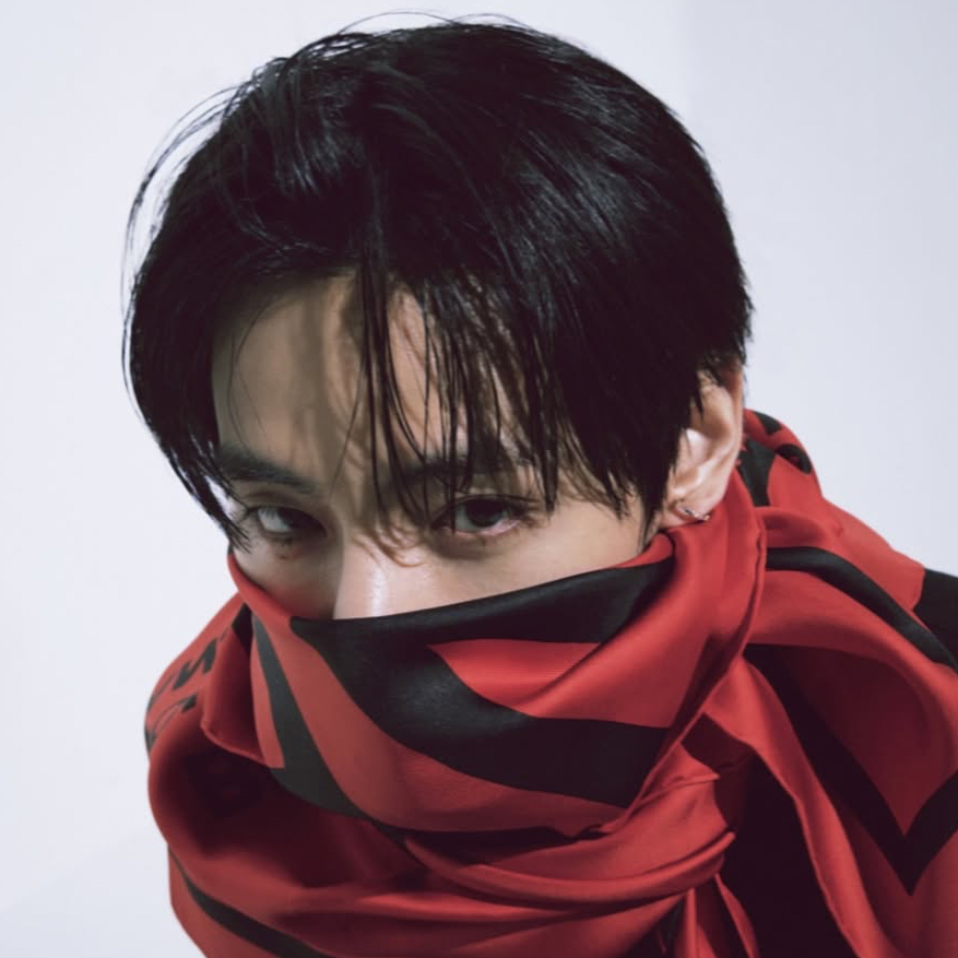 뷔 (방탄소년단)의 최신 사진