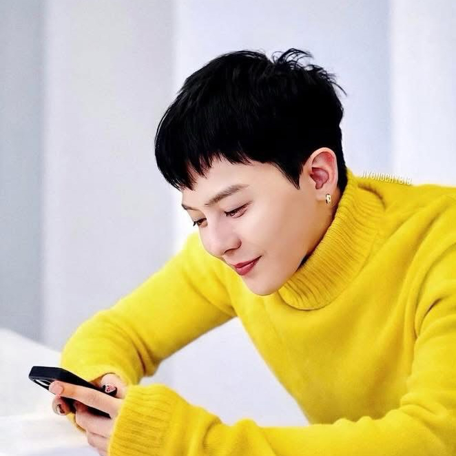 Behind-the-scenes cut of G-DRAGON (BIGBANG)