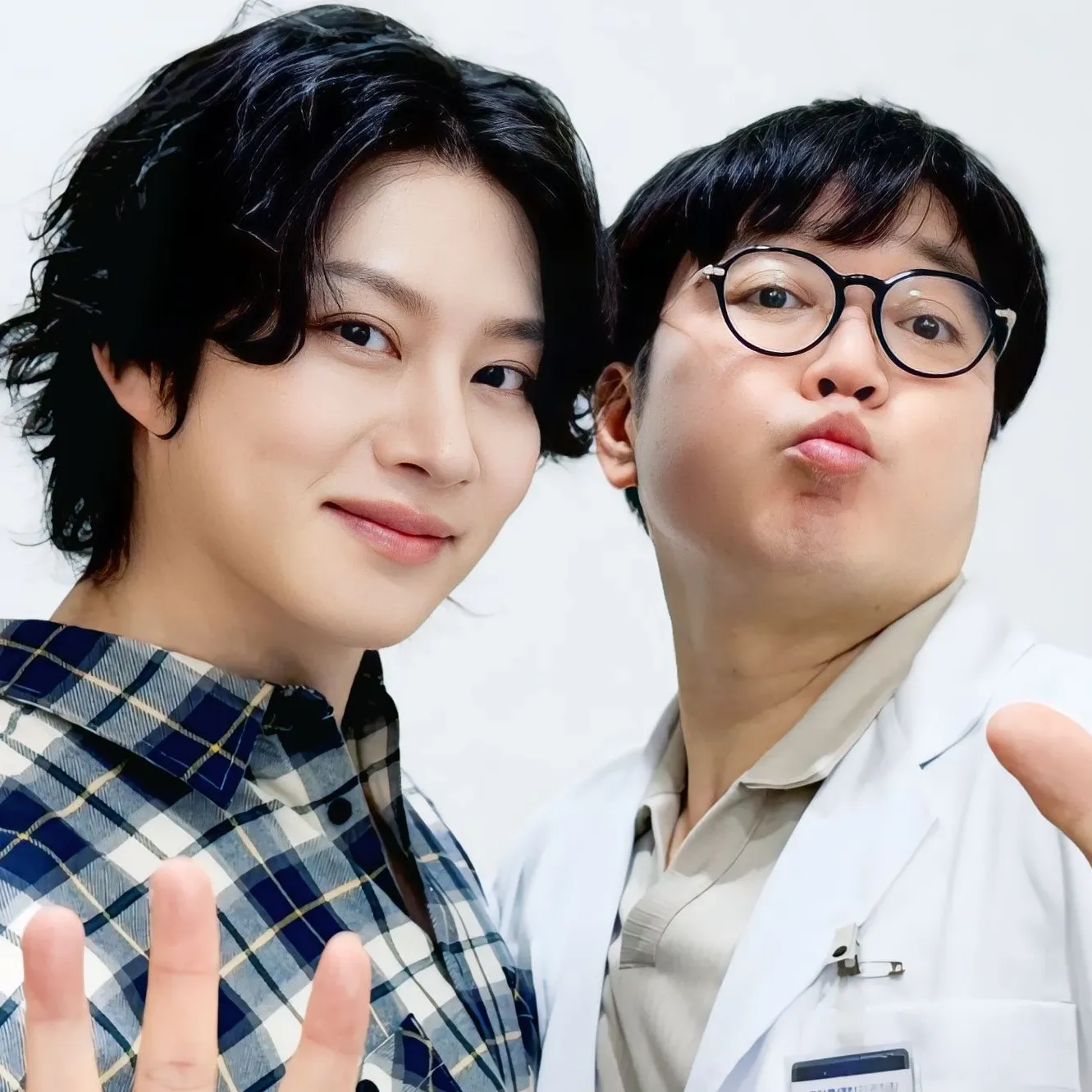 Foto aktivitas terbaru Heechul (Super Junior)
