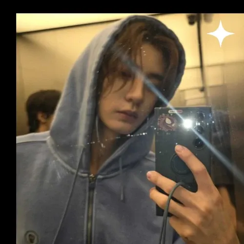 A moment captured by Leehan (BOYNEXTDOOR)'s fan