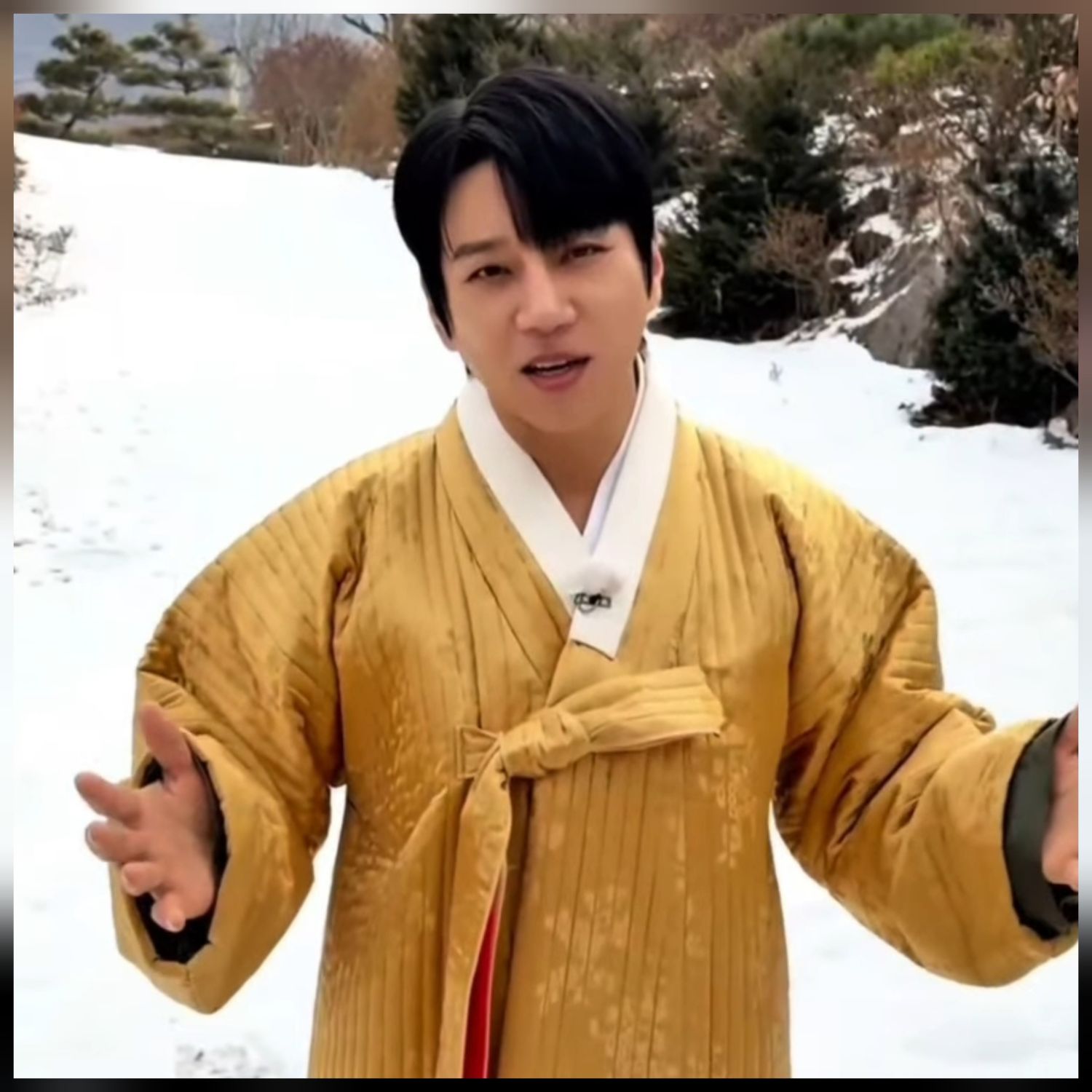 Latest photo of Hwang Chiyeol