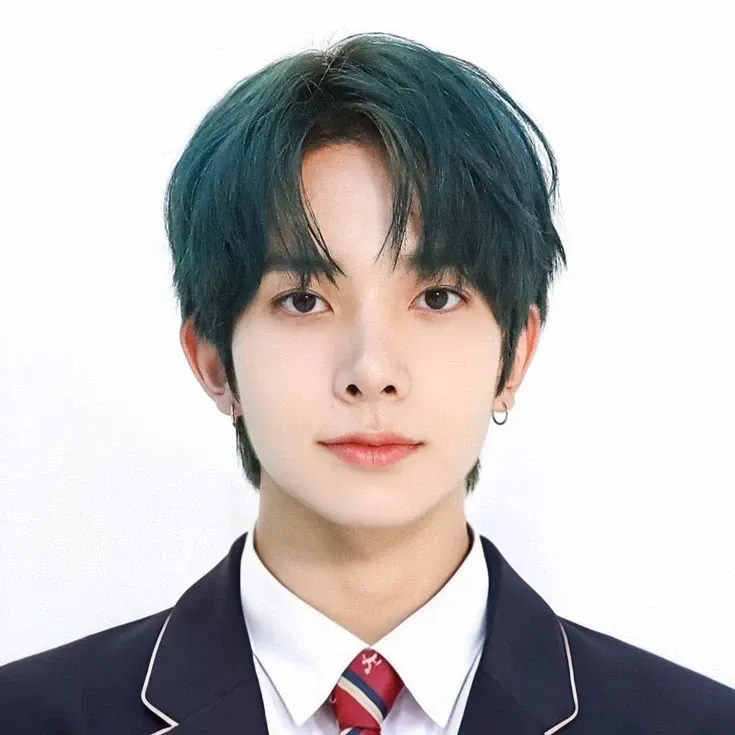 에반 최근 활동샷