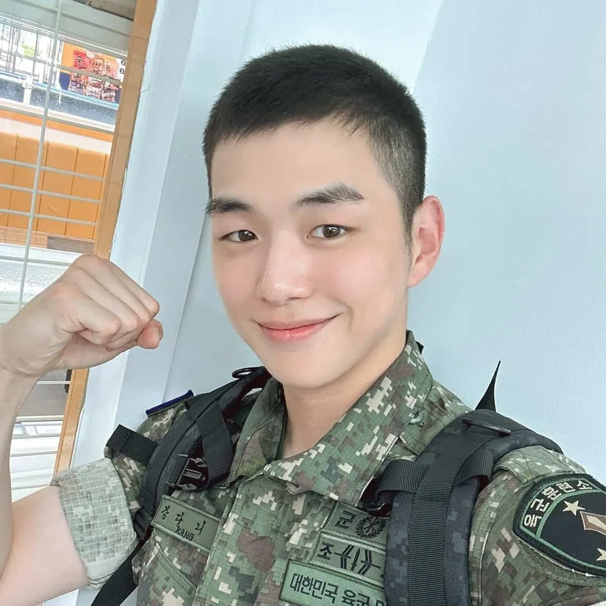 강다니엘 최근 활동샷