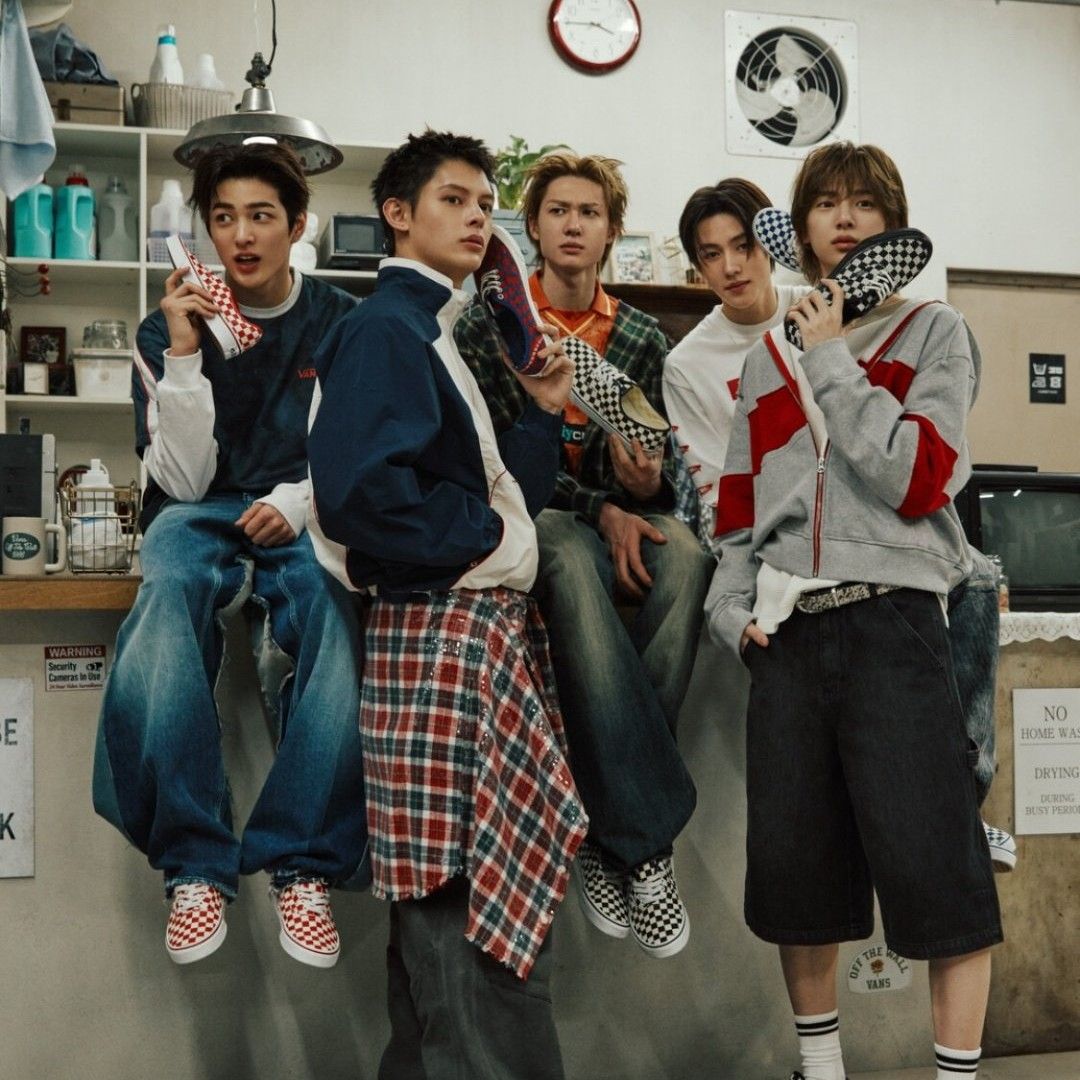 A moment captured by CORTIS's fan