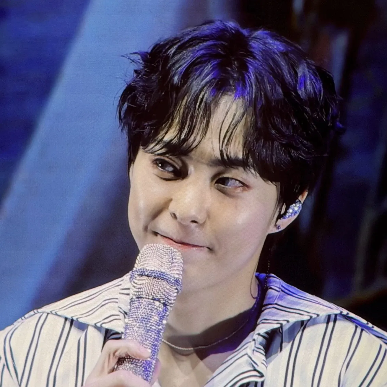 A moment captured by Xiumin (EXO)'s fan