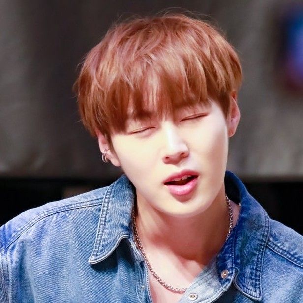 Behind-the-scenes cut of Ha Sungwoon