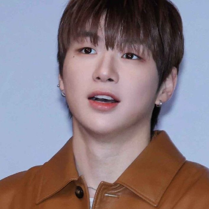 강다니엘 최근 활동샷