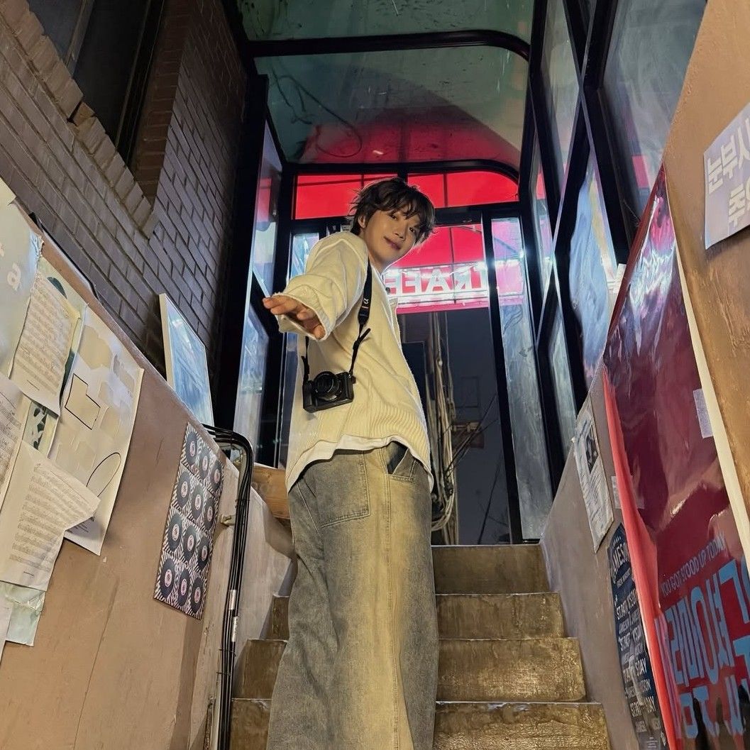 A moment captured by Lim Youngmin's fan