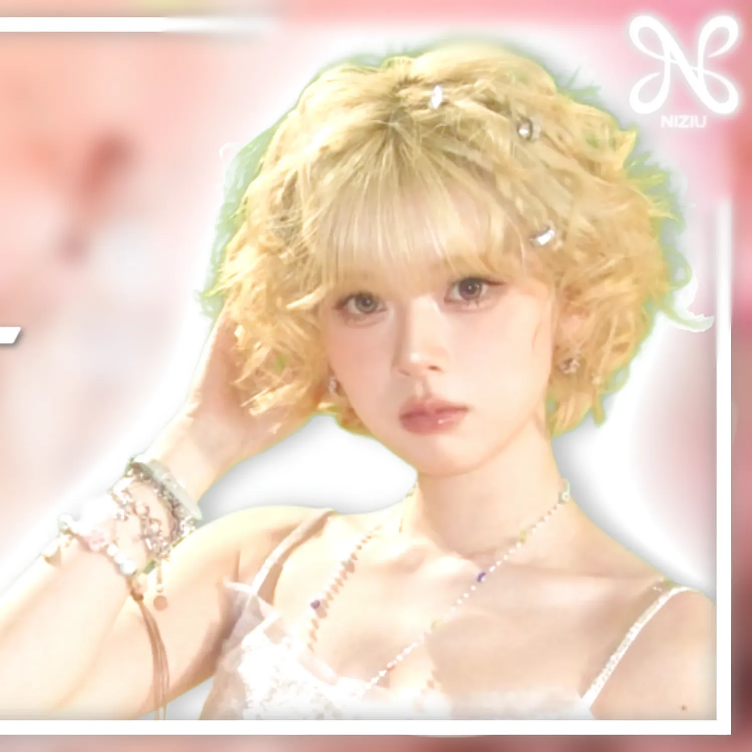 Foto aktivitas terbaru Riku (NiziU)