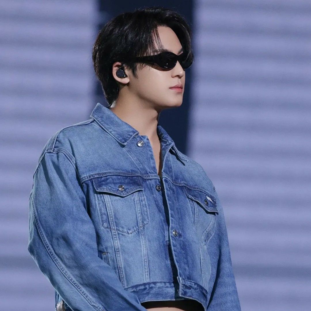 Behind-the-scenes cut of Mingyu (SEVENTEEN)