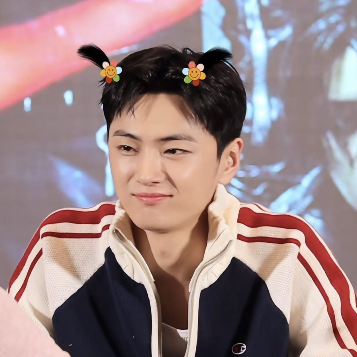 Latest photo of Jay (ENHYPEN)