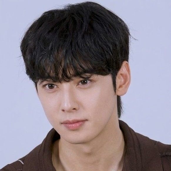 Latest photo of Eunwoo (ASTRO)