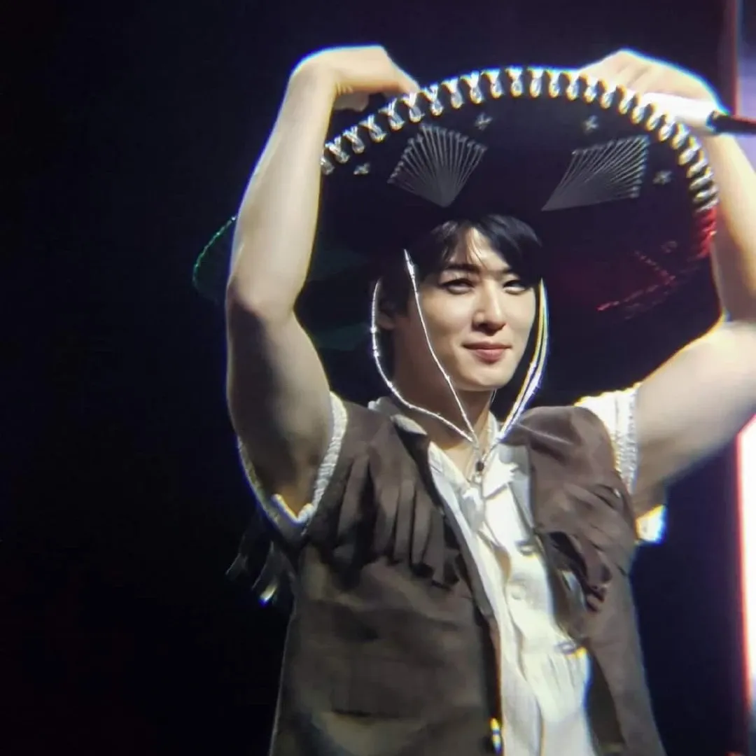 Recent activity shot of Eunwoo (ASTRO)