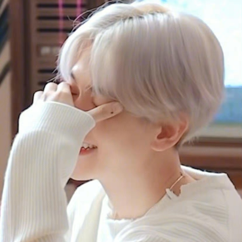 A moment captured by Baekhyun (EXO)'s fan