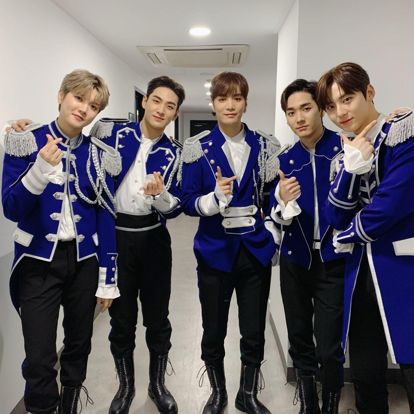 A moment captured by NU'EST's fan