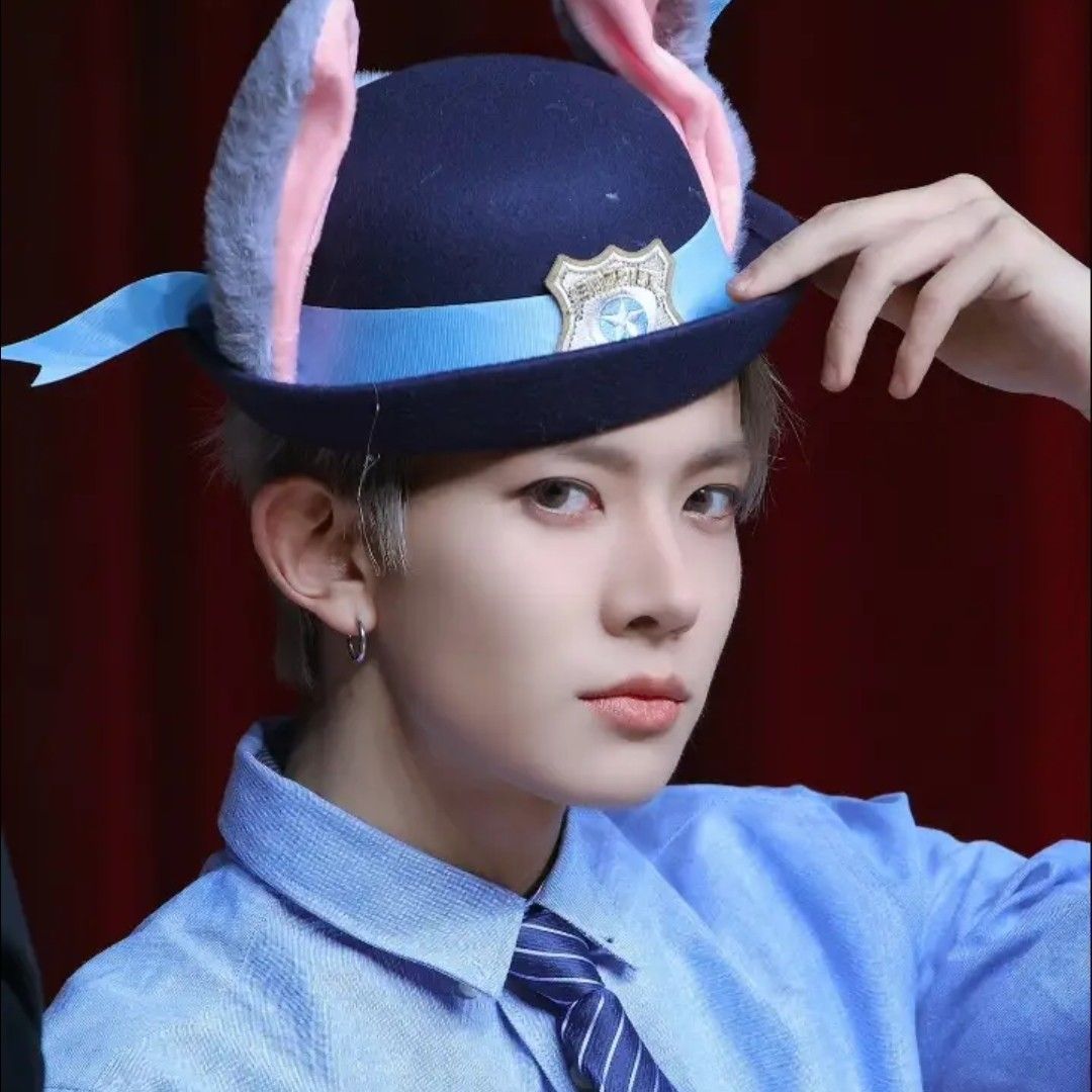 희승 (ENHYPEN) 최근 활동샷