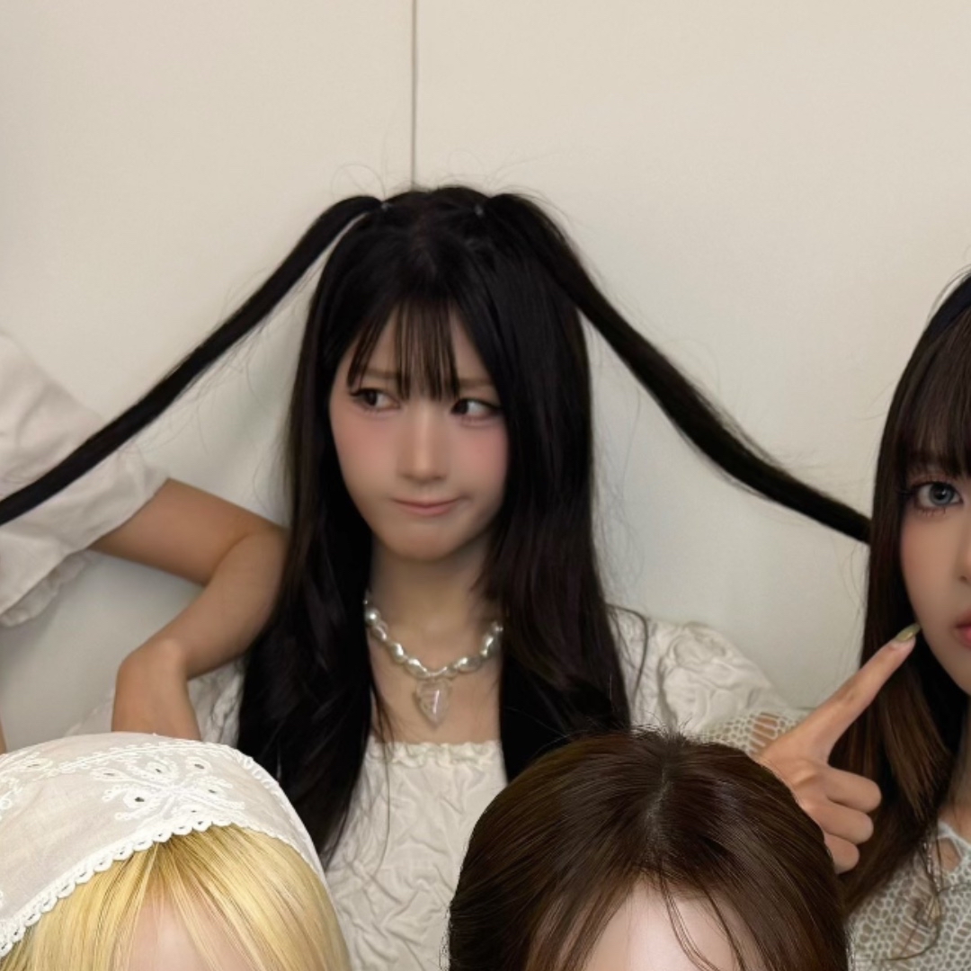 Behind-the-scenes cut of SAY MY NAME