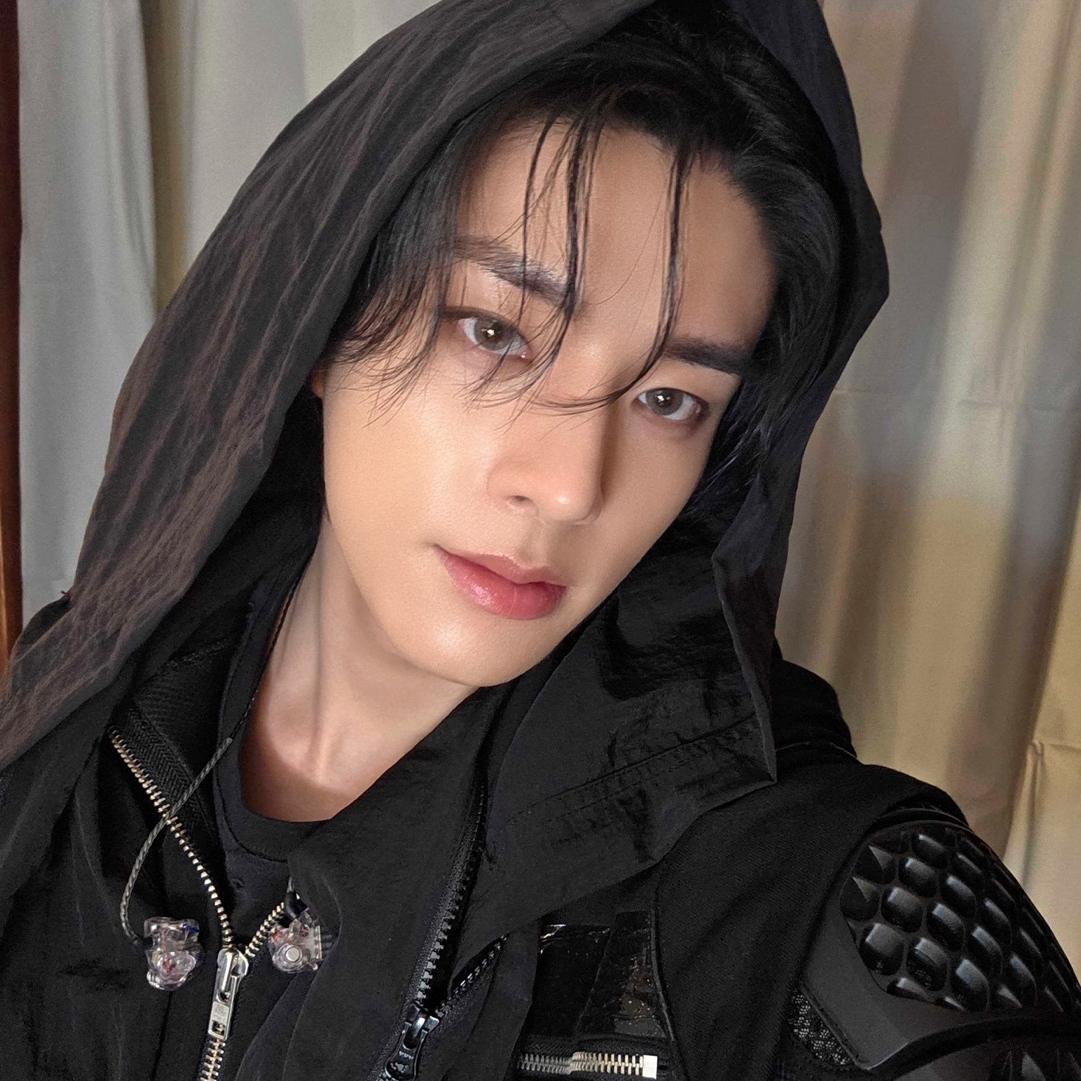 ENHYPEN의 최신 사진