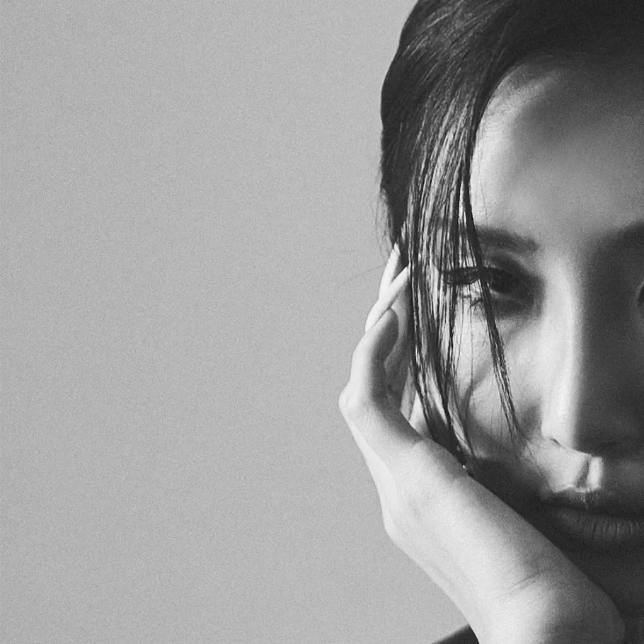 Recent activity shot of Hwasa (MAMAMOO)